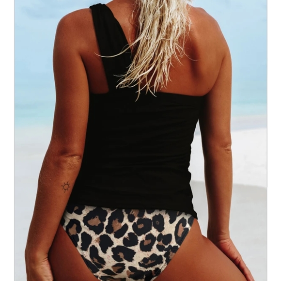 swim suit - Picture 2 of 2